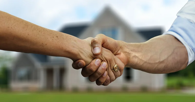 What are the 5 attributes of real estate value?